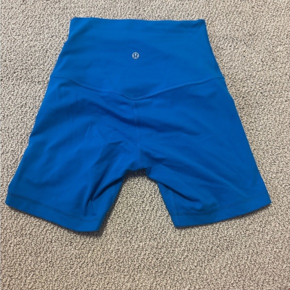 EUC Lululemon Poolside Align Size 4 - Picture 2 of 5